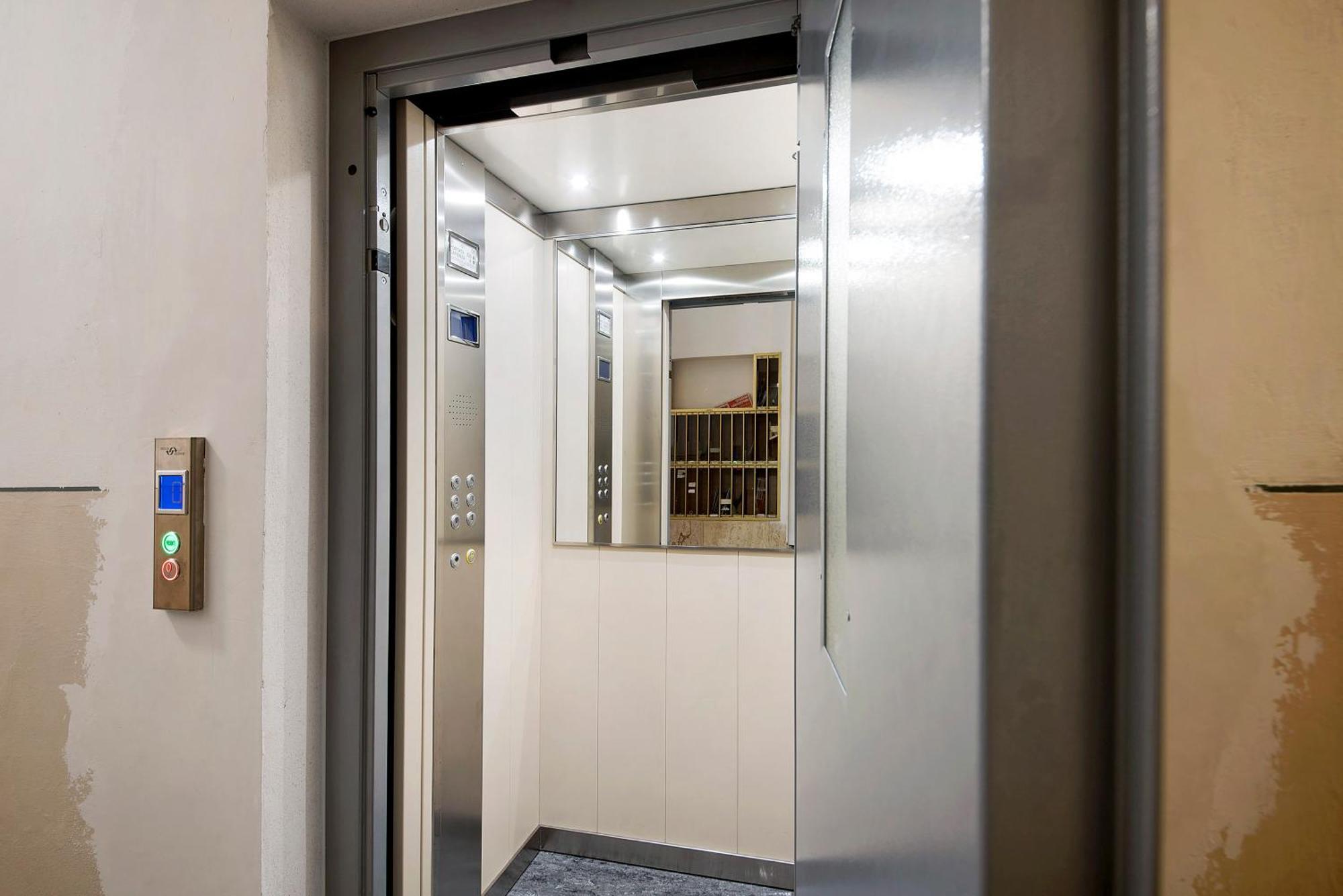 Ferienwohnung Bilocale Via Rimembranze 6 Levanto Exterior foto
